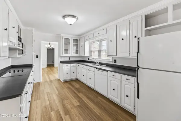 2112 Leon DR, Greenville, NC 27858