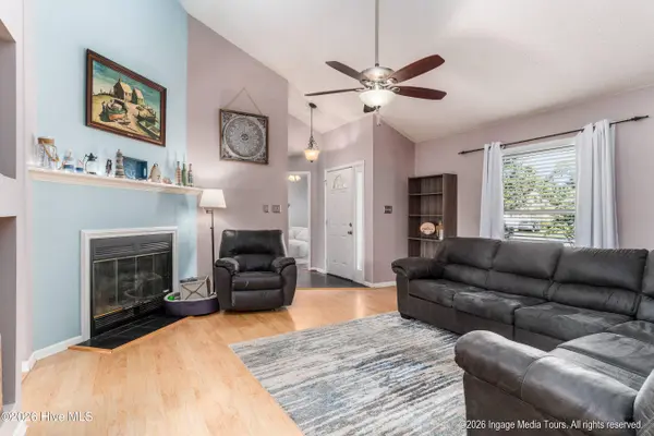 2143 Vale CT, Winterville, NC 28590