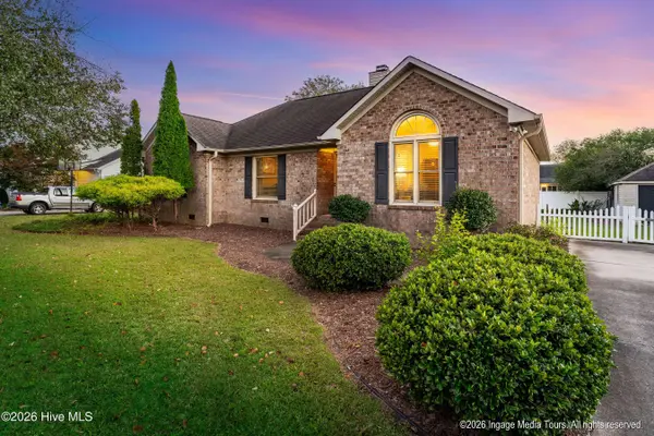 2143 Vale CT, Winterville, NC 28590