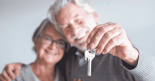How to Help Elderly Parents Sell Their House in Camarillo