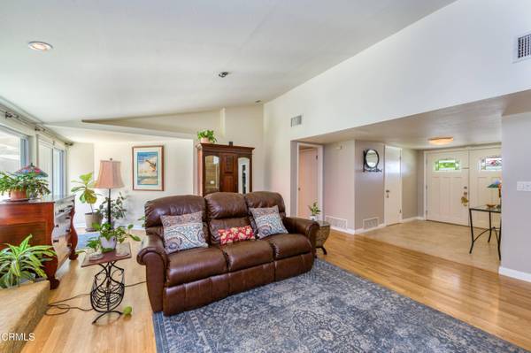 1116 Rexford Place, Thousand Oaks, CA 91360