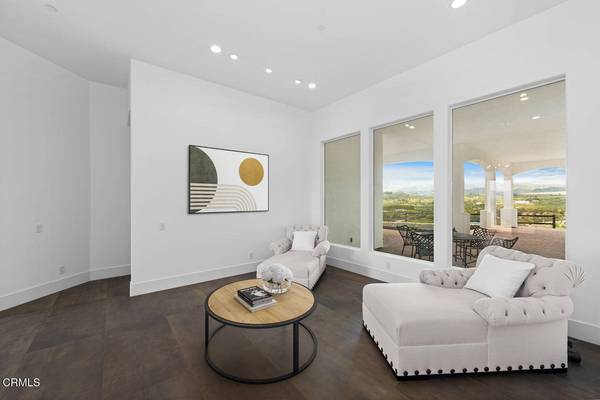 5927 St Maarten Drive, Moorpark, CA 93021