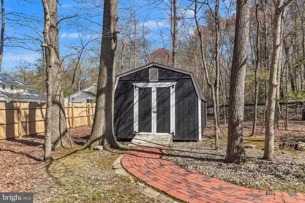 9 COOPER RUN DR, Cherry Hill, NJ 08003