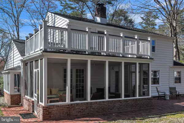 9 COOPER RUN DR, Cherry Hill, NJ 08003