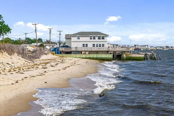 94 Delaware Avenue, Fortescue, NJ 08321