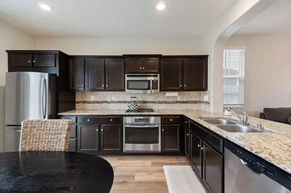 1349 Aristocracy WAY, Clovis, CA 93619