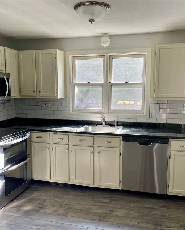 1 Rushford Meade #1, Granby, CT 06035