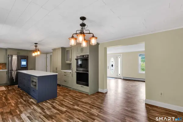 9 Candlewood Lane, Granby, CT 06035