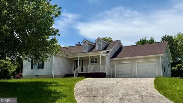 66 MONUMENTAL DR, Charles Town, WV 25414