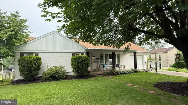 107 N DELAWARE AVE, Martinsburg, WV 25401