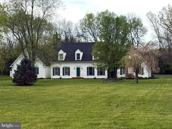 12 COLUMBUS CT, Martinsburg, WV 25404