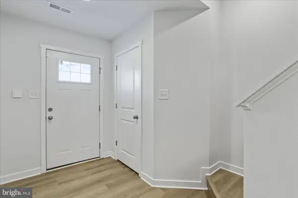 13 OLGA DR, Martinsburg, WV 25403