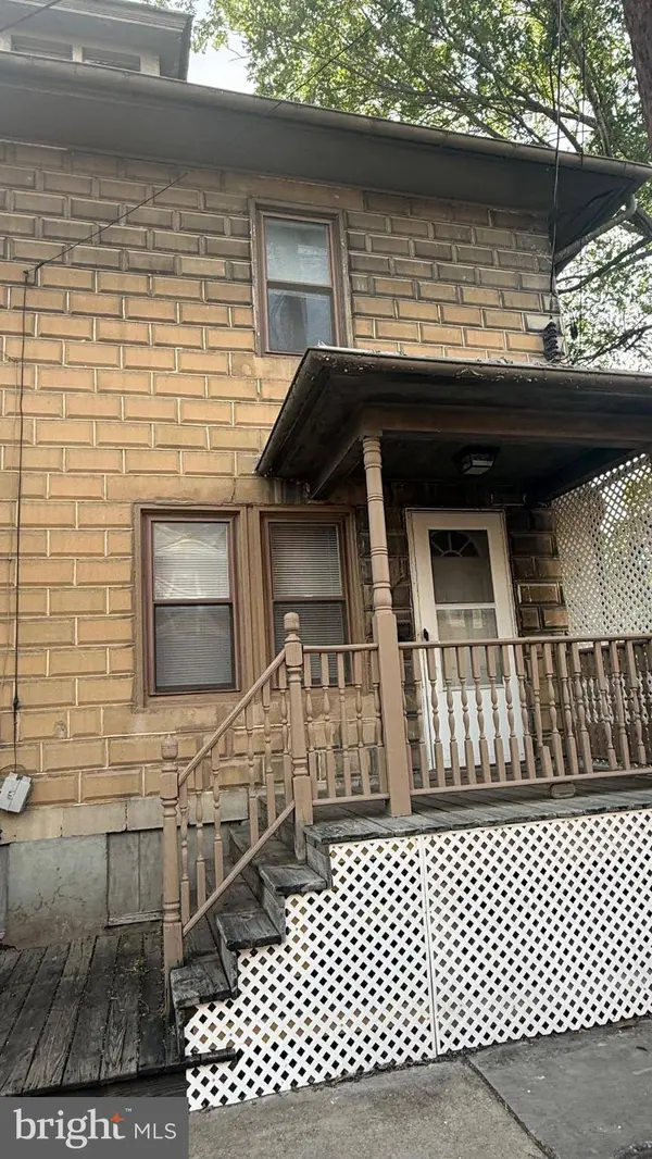 226 N SPRING ST, Martinsburg, WV 25401