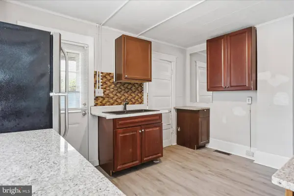 226 N SPRING ST, Martinsburg, WV 25401