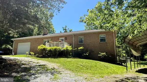 225 MOUNTAIN VIEW DR, Harpers Ferry, WV 25425