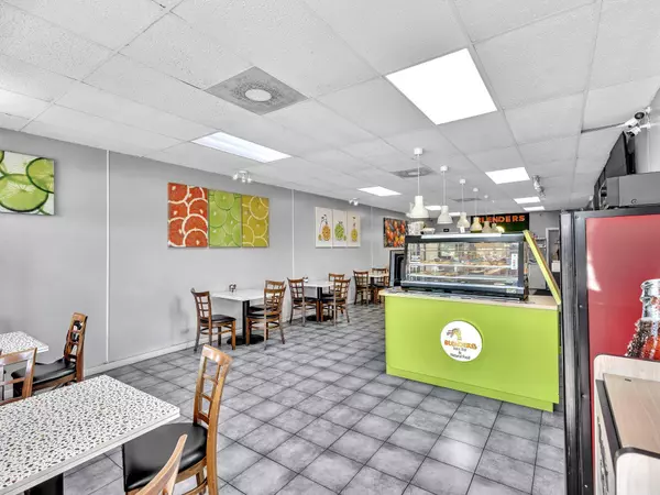 Hallandale Beach, FL 33009