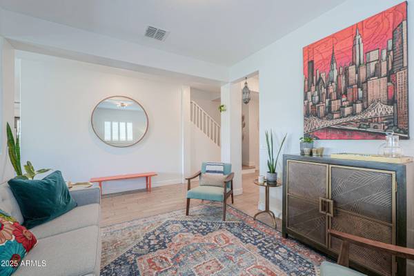 277 W GLACIER BAY Drive, San Tan Valley, AZ 85140