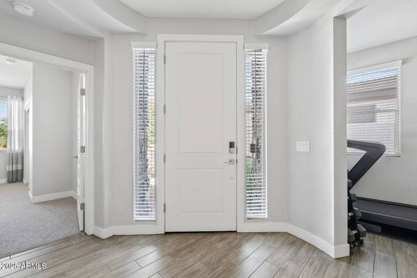 39904 N MADDOX Road, San Tan Valley, AZ 85140