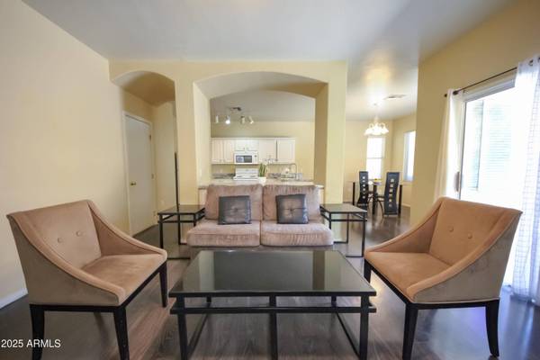 4250 E GAIL Drive, Gilbert, AZ 85296