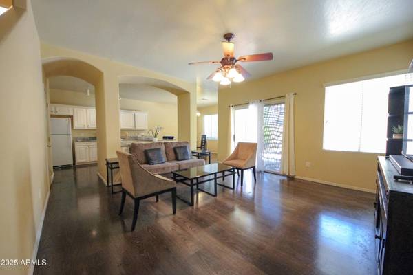 4250 E GAIL Drive, Gilbert, AZ 85296