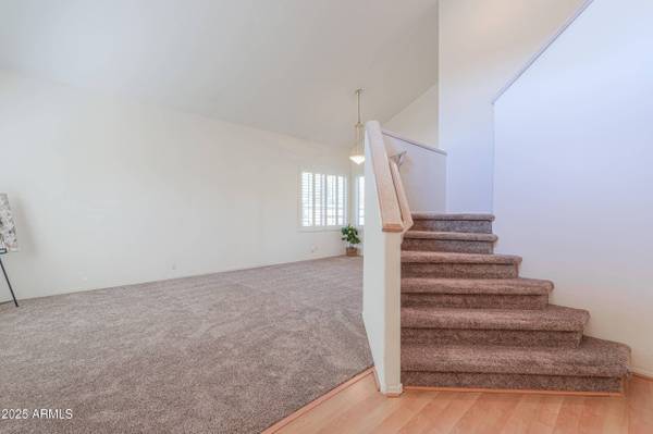 5992 W GAIL Drive, Chandler, AZ 85226