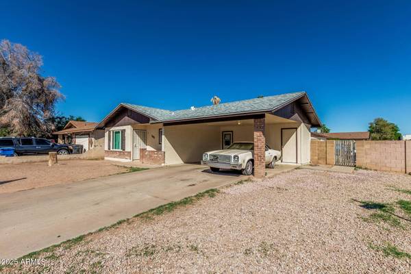 105 N GUTHRIE Street, Mesa, AZ 85203