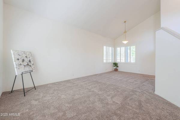 5992 W GAIL Drive, Chandler, AZ 85226