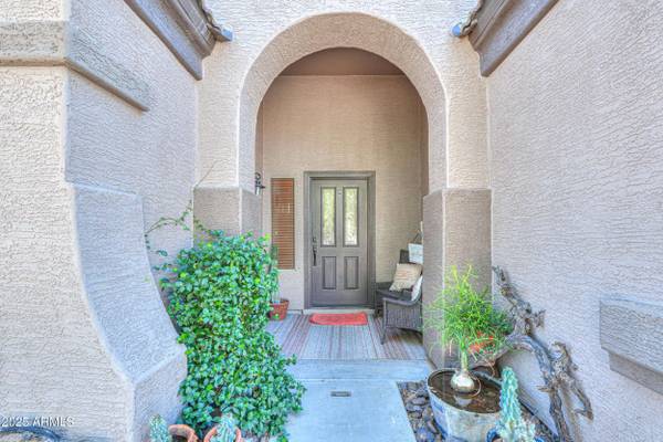 1653 W GREEN TREE Drive, San Tan Valley, AZ 85144