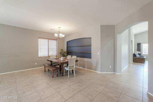 1653 W GREEN TREE Drive, San Tan Valley, AZ 85144