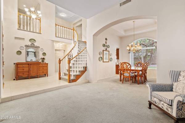 6512 E VIRGINIA Street, Mesa, AZ 85215