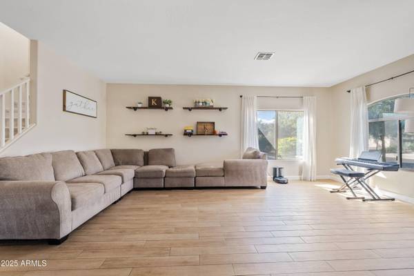 3003 E POWELL Way, Gilbert, AZ 85298