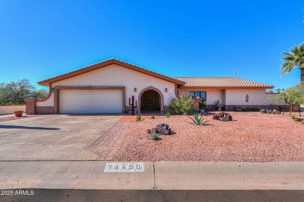 14450 S COUNTRY CLUB Way, Arizona City, AZ 85123