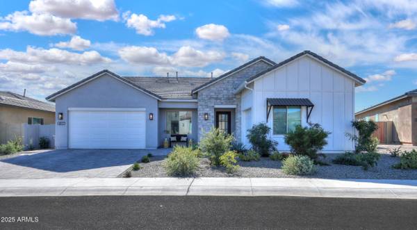 4917 W ROGERS Pass, San Tan Valley, AZ 85144