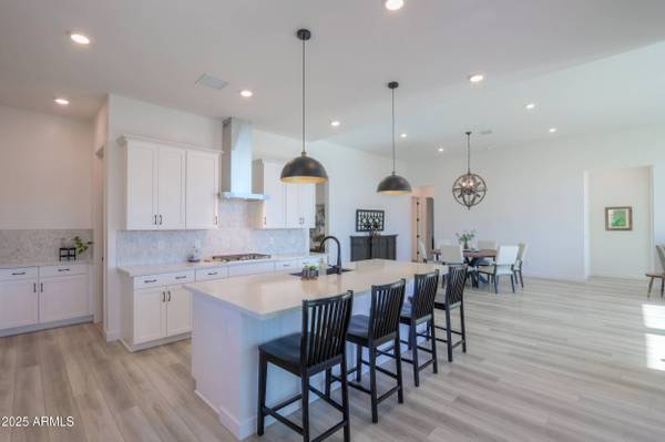 4917 W ROGERS Pass, San Tan Valley, AZ 85144