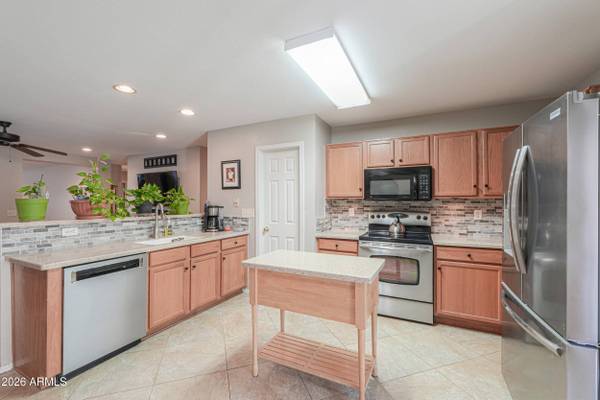 8512 E MESETO Avenue, Mesa, AZ 85209