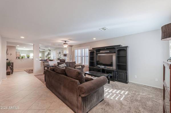 8512 E MESETO Avenue, Mesa, AZ 85209