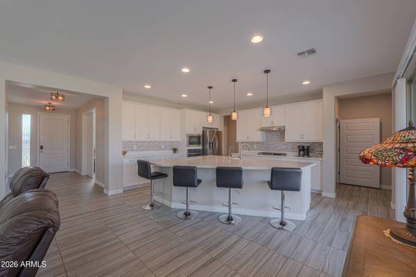 1256 W SILVER CREEK Lane, Queen Creek, AZ 85140