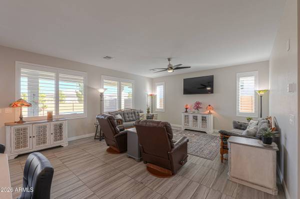 1256 W SILVER CREEK Lane, Queen Creek, AZ 85140