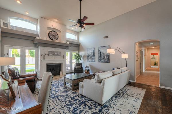 4038 E GLENCOVE Street, Mesa, AZ 85205