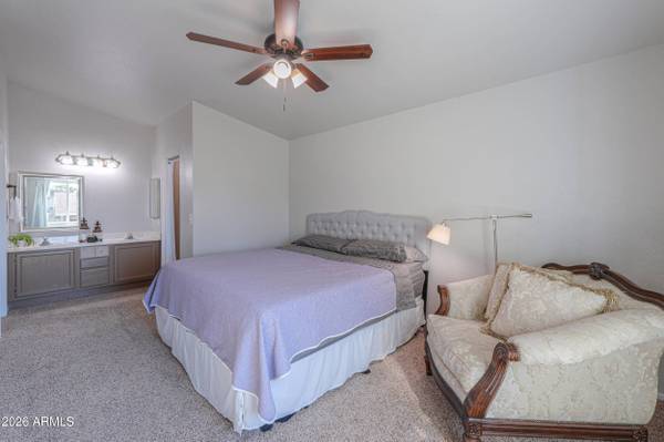 1214 E HEARNE Way, Gilbert, AZ 85234