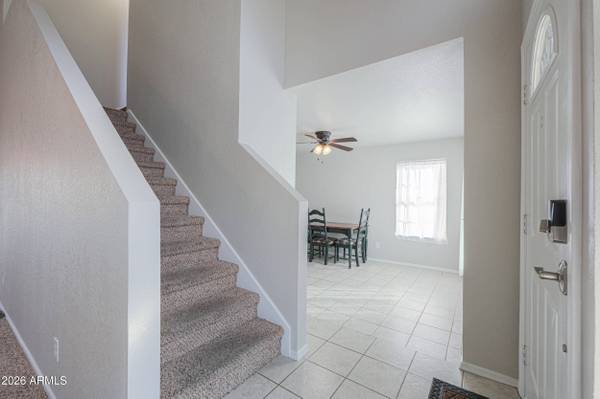 1214 E HEARNE Way, Gilbert, AZ 85234