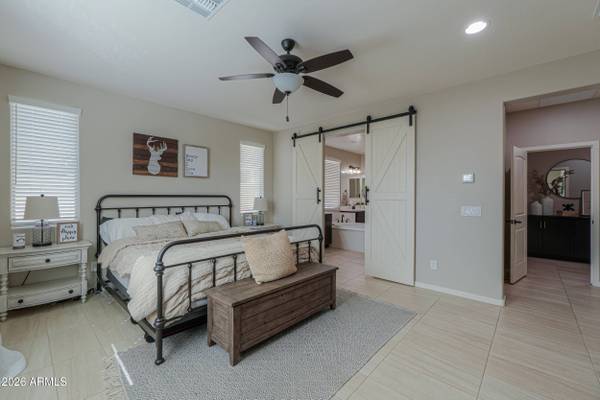 2853 E VIRGINIA Street, Mesa, AZ 85213