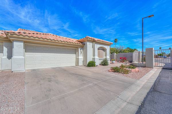 5830 E MCKELLIPS Road #27, Mesa, AZ 85215