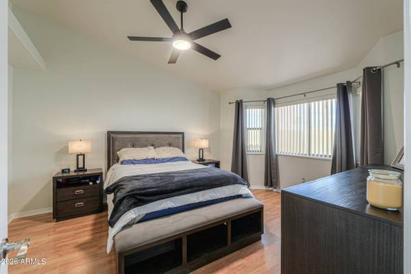 5830 E MCKELLIPS Road #27, Mesa, AZ 85215