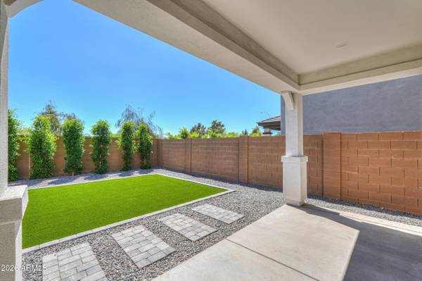2431 W LOS ARBOLES Place, Chandler, AZ 85224