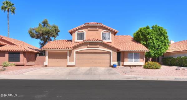 466 W SMOKE TREE Road, Gilbert, AZ 85233