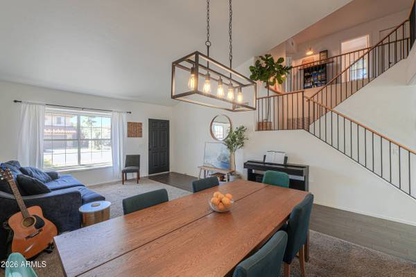 466 W SMOKE TREE Road, Gilbert, AZ 85233