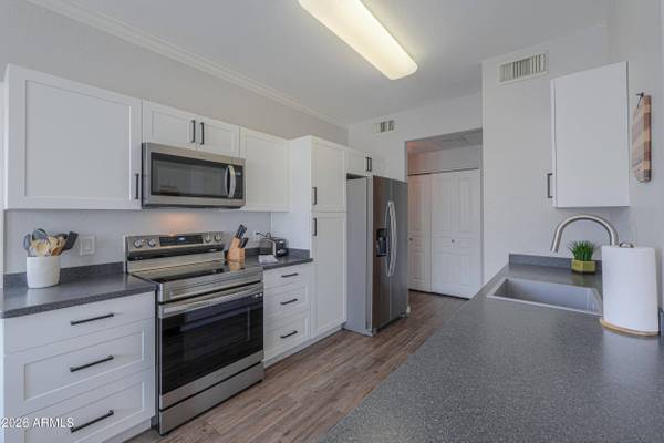 1941 S PIERPONT Drive #1062, Mesa, AZ 85206