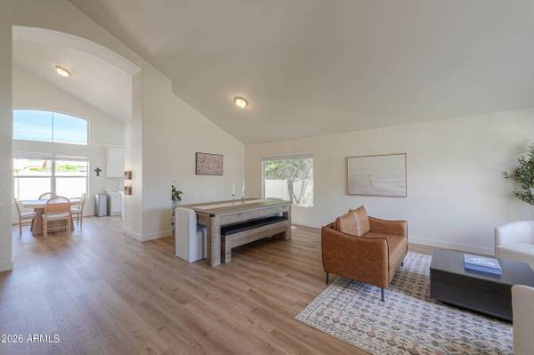 4266 E MILLBRAE Lane, Gilbert, AZ 85234