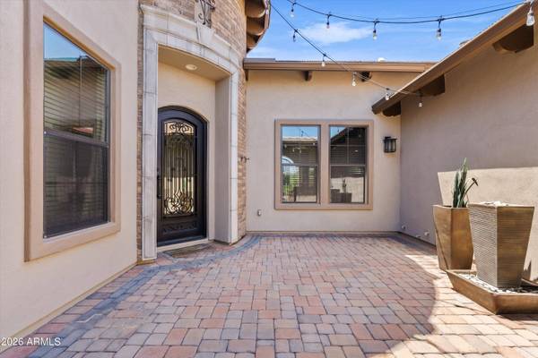 3325 E KNOLL Street, Mesa, AZ 85213
